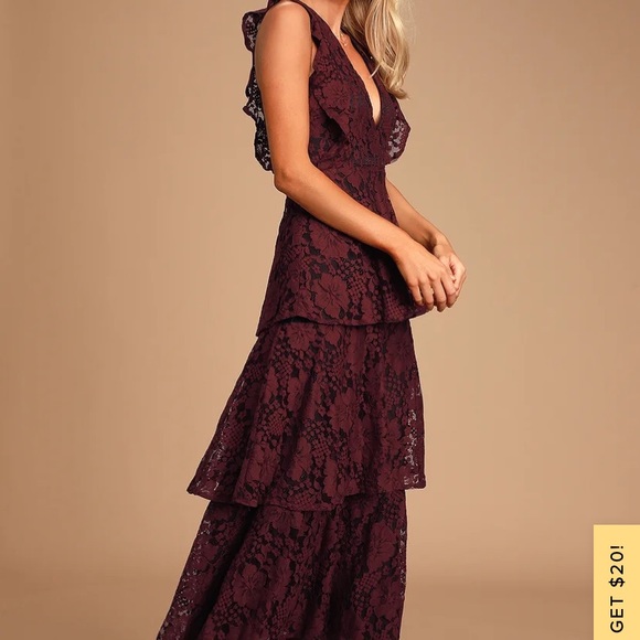 Lulus red lace dress formal. Size Small never worn - Picture 5 of 7